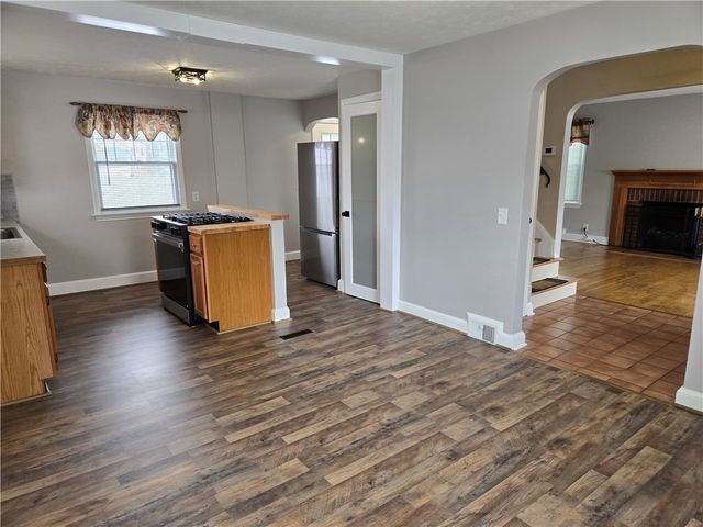 146 Burwell Road, Irondequoit, NY 14617