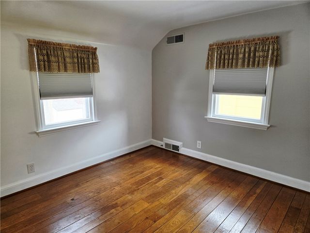 146 Burwell Road, Irondequoit, NY 14617