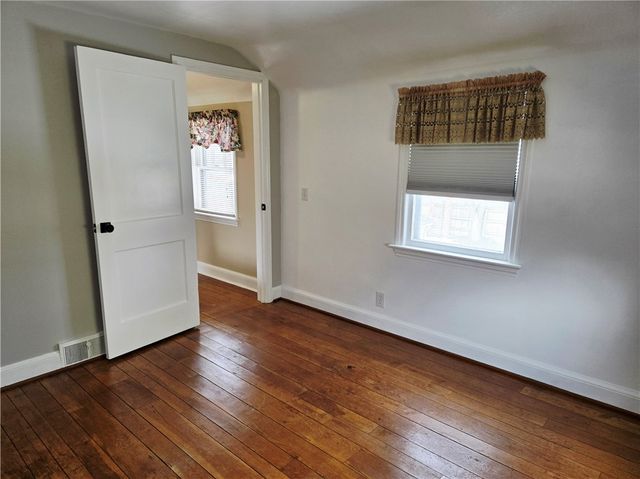 146 Burwell Road, Irondequoit, NY 14617