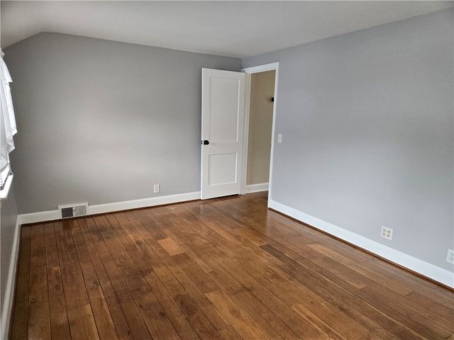 146 Burwell Road, Irondequoit, NY 14617