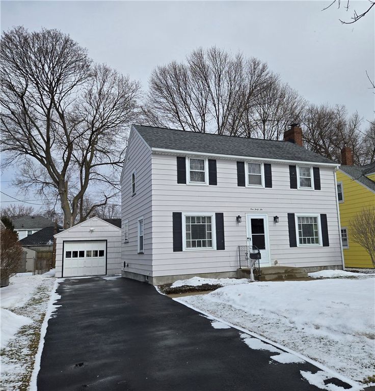 146 Burwell Road, Irondequoit, NY 14617