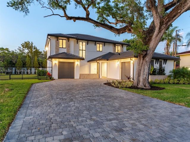 7285 SW 72nd Ter, Miami, FL 33143