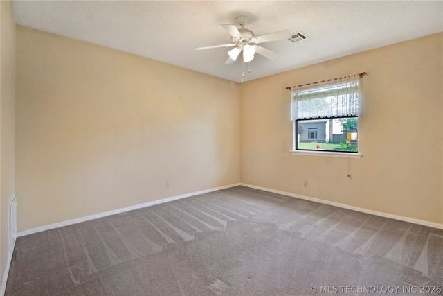 1079 E 137th Street, Glenpool, OK 74033