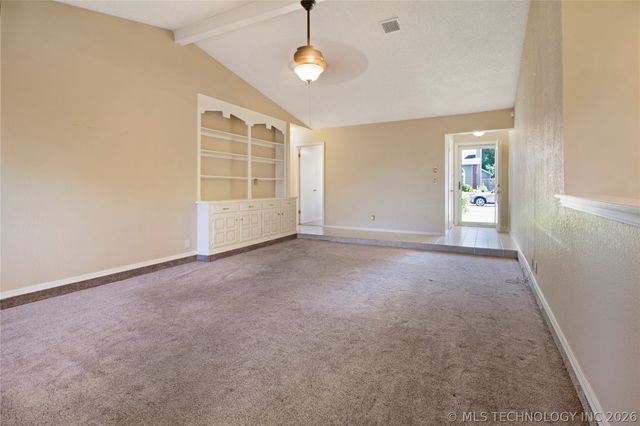 1079 E 137th Street, Glenpool, OK 74033