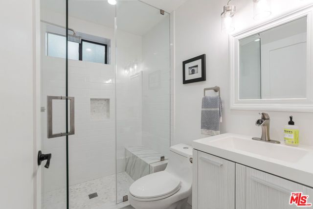 3850 Udell Court, Los Angeles, CA 90027