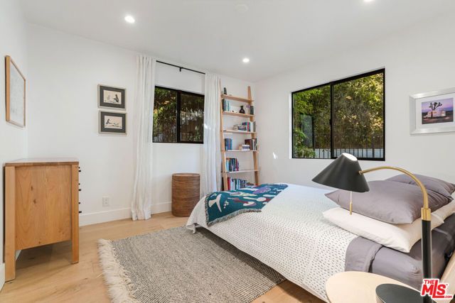 3850 Udell Court, Los Angeles, CA 90027