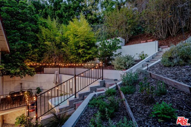 3850 Udell Court, Los Angeles, CA 90027