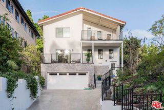 3850 Udell Court, Los Angeles, CA 90027