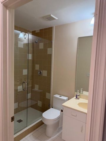 5790 Coach House Circle G, Boca Raton, FL 33486