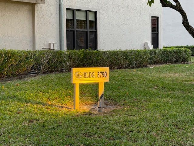 5790 Coach House Circle G, Boca Raton, FL 33486