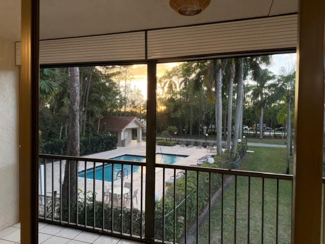 5790 Coach House Circle G, Boca Raton, FL 33486