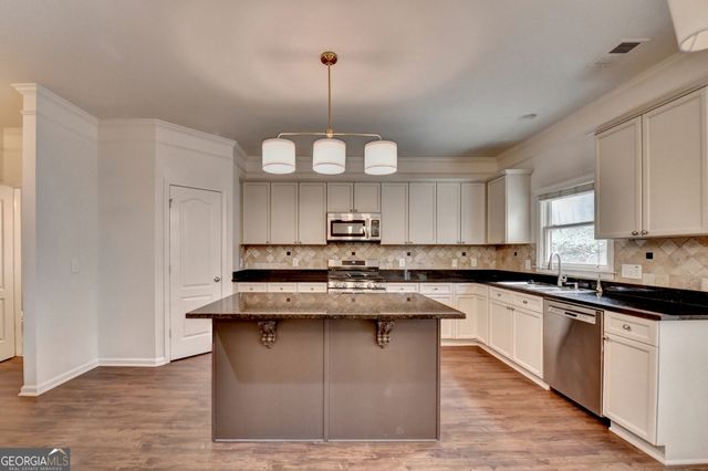 200 Water Oak Place, Alpharetta, GA 30009