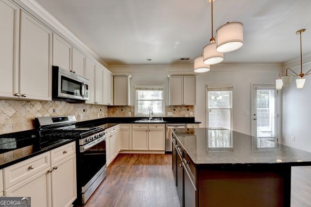 200 Water Oak Place, Alpharetta, GA 30009