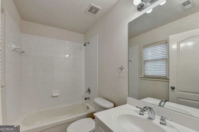 200 Water Oak Place, Alpharetta, GA 30009