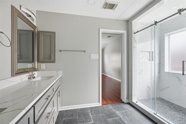 2605 Los Alamos Circle, Deer Park, TX 77536