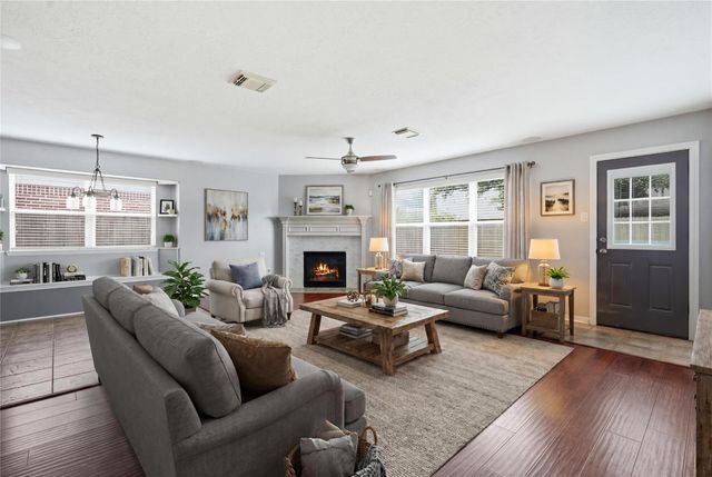 2605 Los Alamos Circle, Deer Park, TX 77536