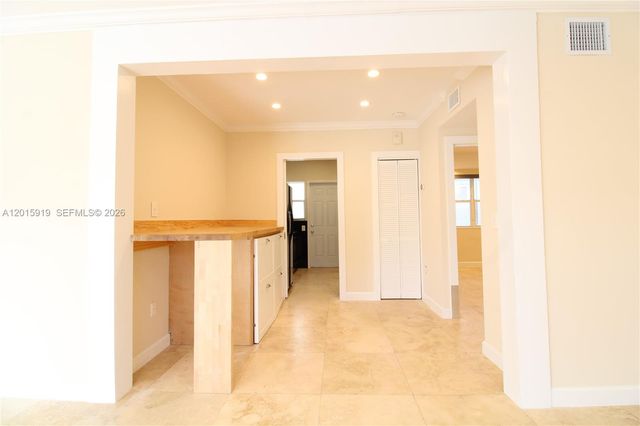 1239 Marseille Dr 2, Miami Beach, FL 33141