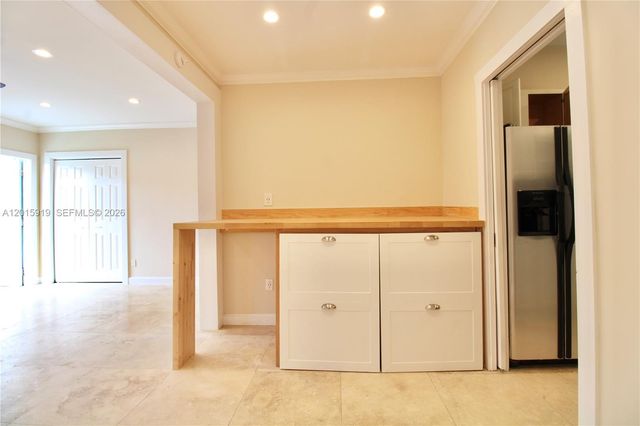 1239 Marseille Dr 2, Miami Beach, FL 33141