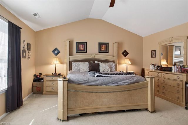 2006 Silver Charm CIR, Suffolk, VA 23435