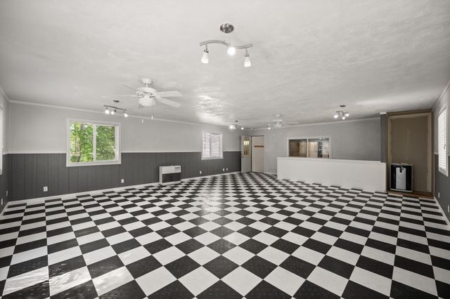 5428 N Girard Ln, Spokane, WA 99212
