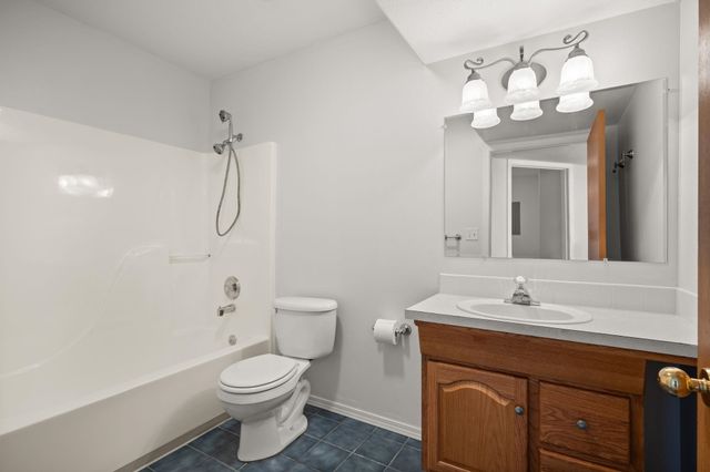 5428 N Girard Ln, Spokane, WA 99212