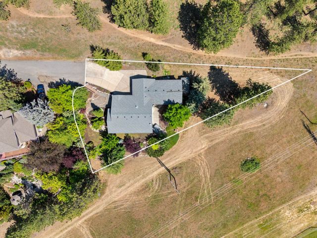 5428 N Girard Ln, Spokane, WA 99212