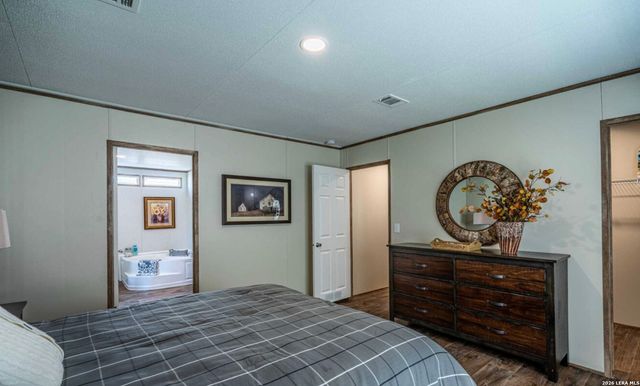 2853 FM 1333, Poteet, TX 78065