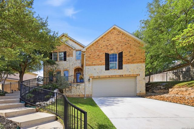 831 Queens Oak, San Antonio, TX 78258
