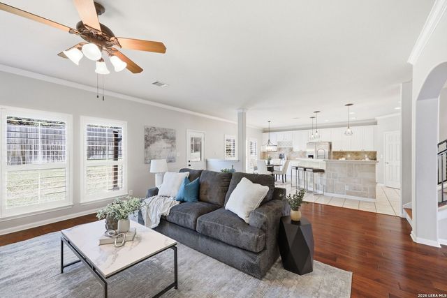 831 Queens Oak, San Antonio, TX 78258