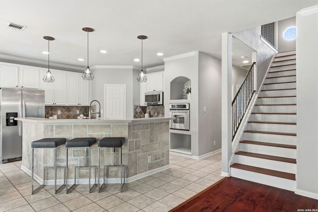 831 Queens Oak, San Antonio, TX 78258