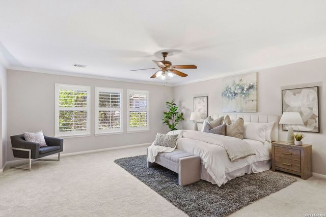 831 Queens Oak, San Antonio, TX 78258