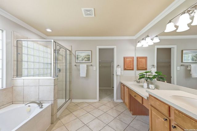 831 Queens Oak, San Antonio, TX 78258