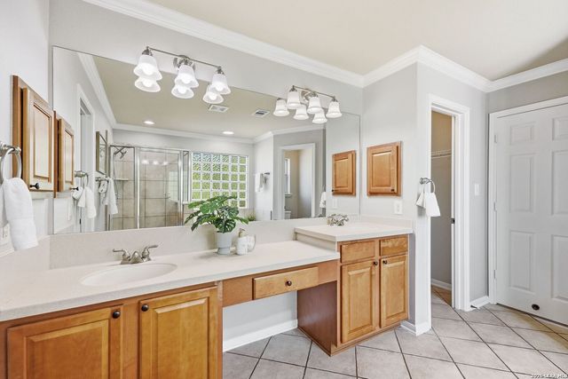 831 Queens Oak, San Antonio, TX 78258