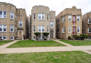 3132 N Marmora Avenue, Chicago, IL 60634