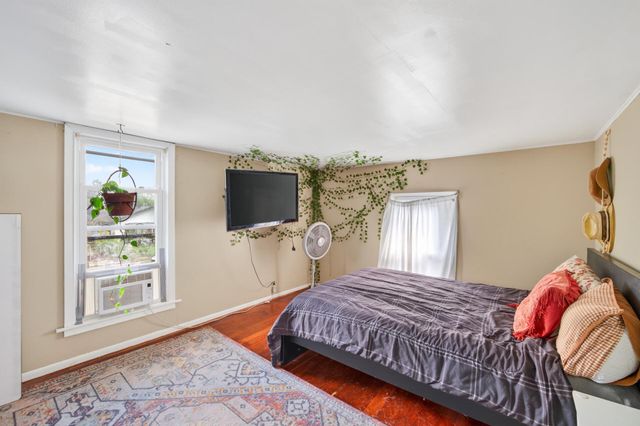 5141 Camden Avenue N, Minneapolis, MN 55430