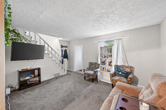 5141 Camden Avenue N, Minneapolis, MN 55430