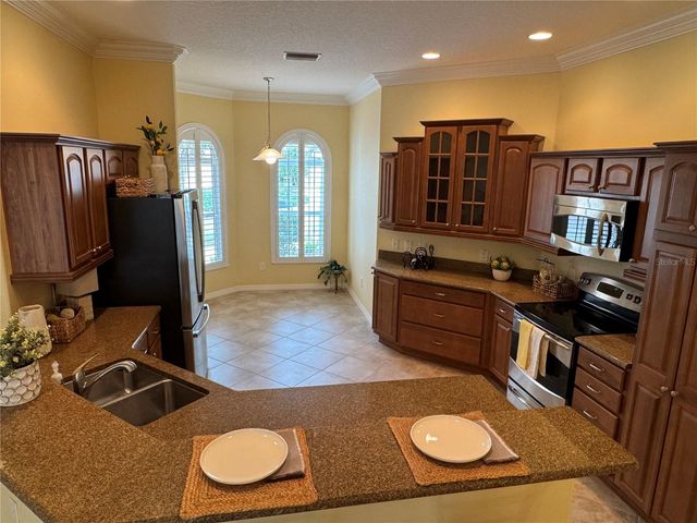 2028 ABORDALE LANE, The Villages, FL 32162