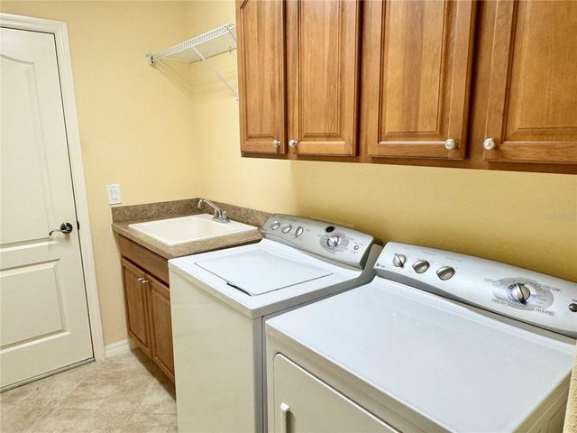 2028 ABORDALE LANE, The Villages, FL 32162