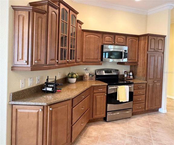 2028 ABORDALE LANE, The Villages, FL 32162