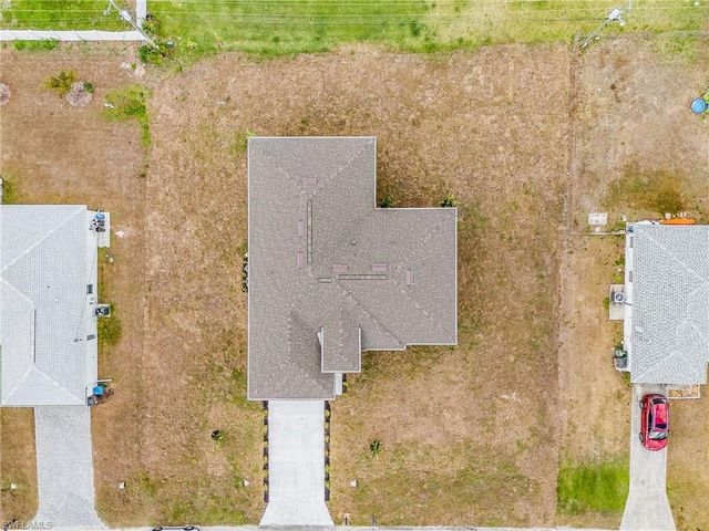 316 10th ST, Cape Coral, FL 33993