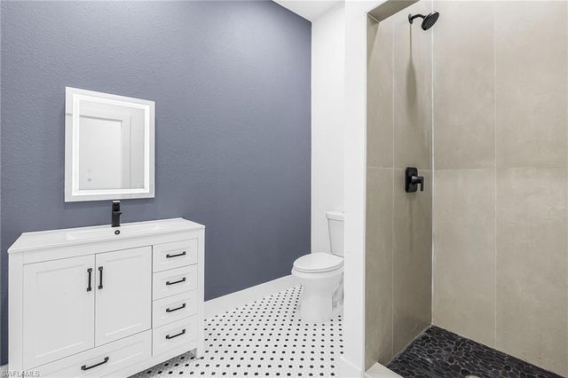 316 10th ST, Cape Coral, FL 33993