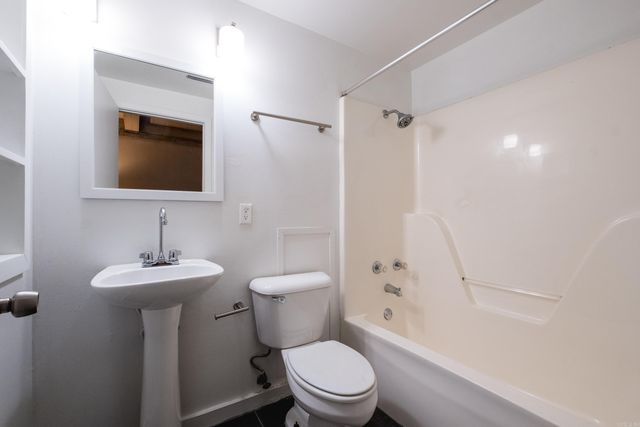 423 E 3rd St Apt 306, Little Rock, AR 72201