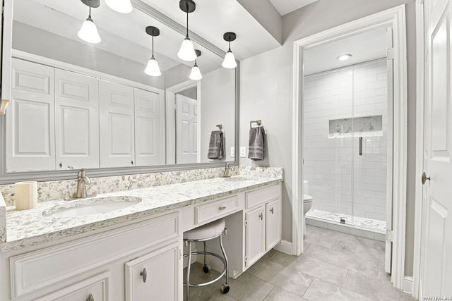 7930 Roanoke Run Apt 1106, San Antonio, TX 78240