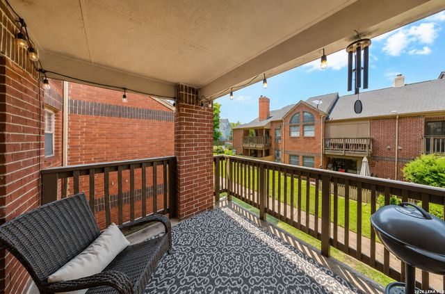 7930 Roanoke Run Apt 1106, San Antonio, TX 78240