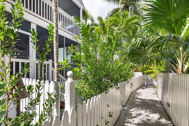 45 Spoonbill Way, Key West, FL 33040