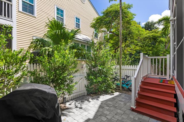 45 Spoonbill Way, Key West, FL 33040