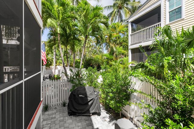 45 Spoonbill Way, Key West, FL 33040