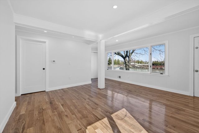 78-80 Spencer St, Lynn, MA 01905