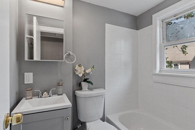 78-80 Spencer St, Lynn, MA 01905