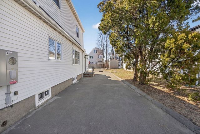 78-80 Spencer St, Lynn, MA 01905